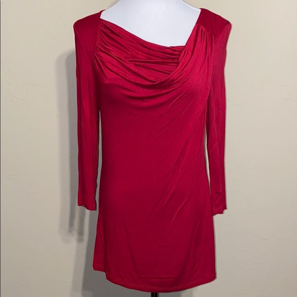 Red Scoop Neck 3/4 Sleeve Shirt